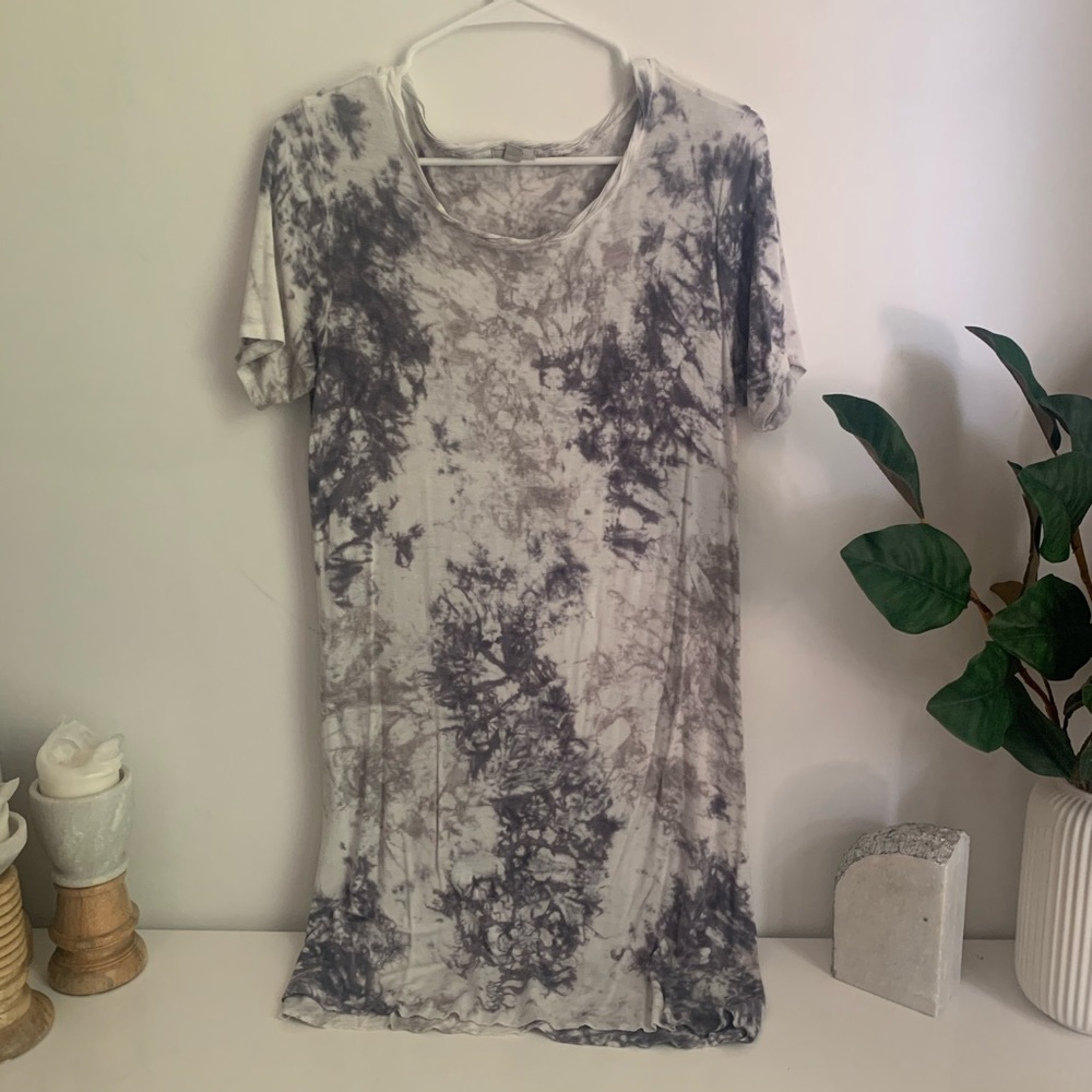 Tie-Dye T-shirt Dress